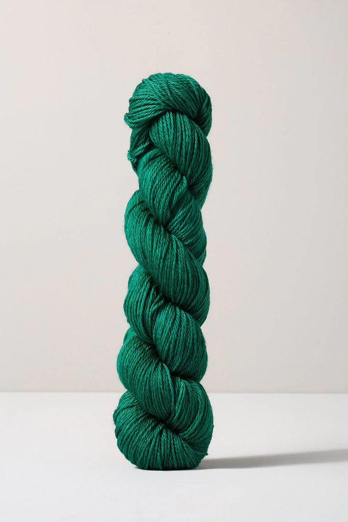 Urth Yarns 16 Fingering | G 120