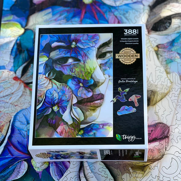 TWIGG Wooden Jigsaw Puzzle - 388 pieces - A Special Girl - Yulia