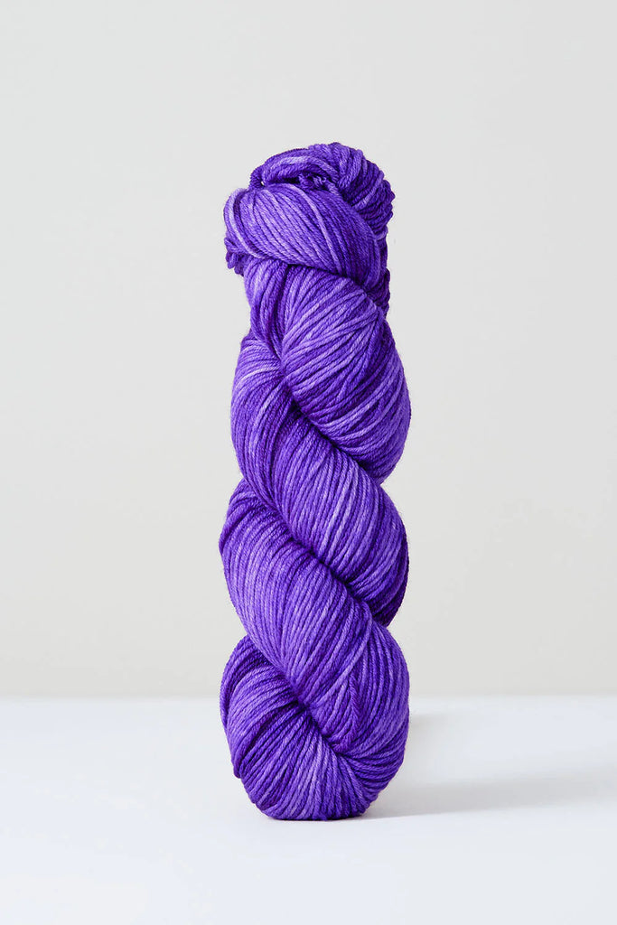 Urth Yarns - Monokrom DK | 6055