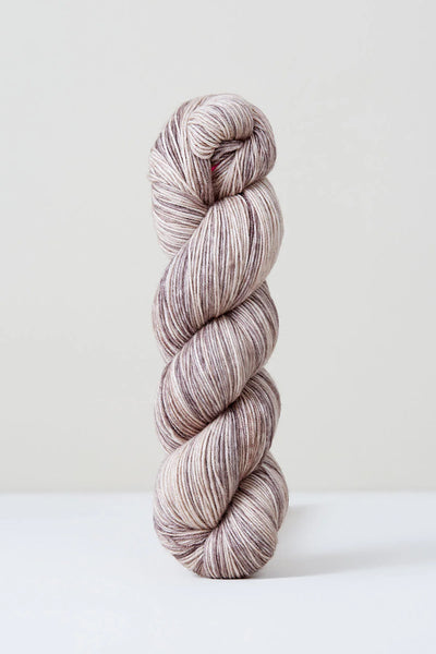 Urth Yarns Monokrom Fingering | 3062
