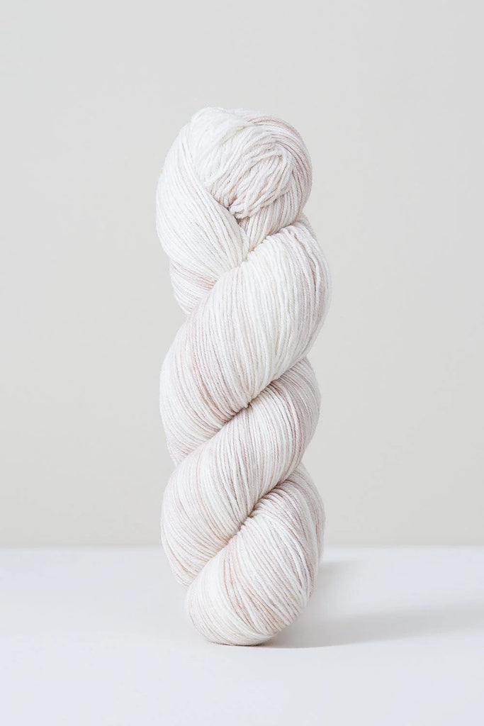 Urth Yarns Monokrom Fingering | 3067