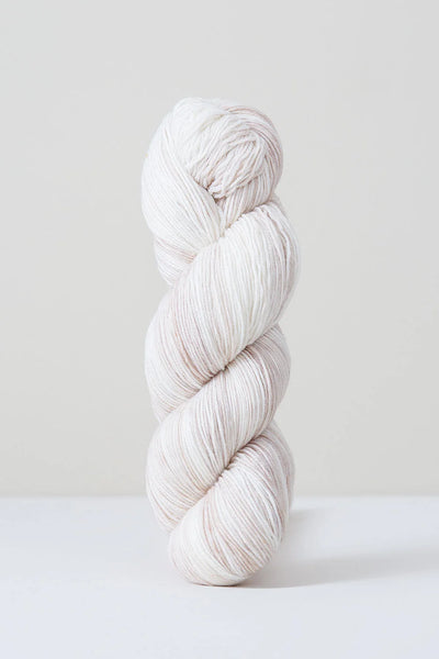 Urth Yarns Monokrom Fingering | 3067