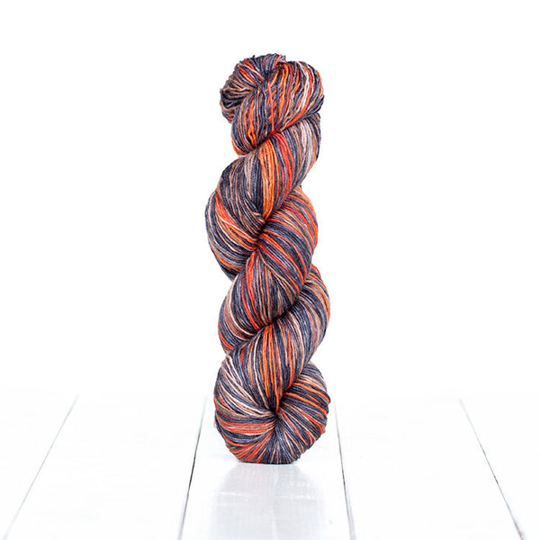 Urth Yarns - Uneek Fingering Colour 3021