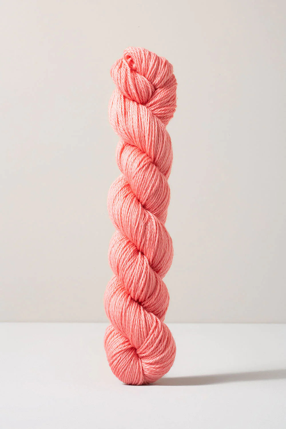 Urth Yarns Collection 16 Fingering — R 40