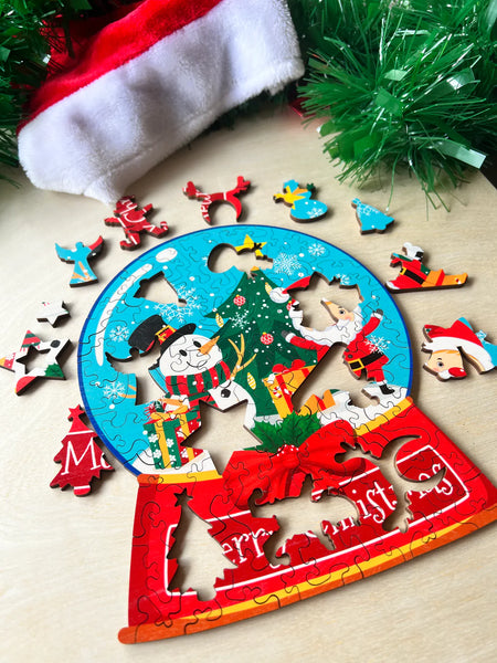 TWIGG Wooden Jigsaw Puzzle - Christmas Snowglobe