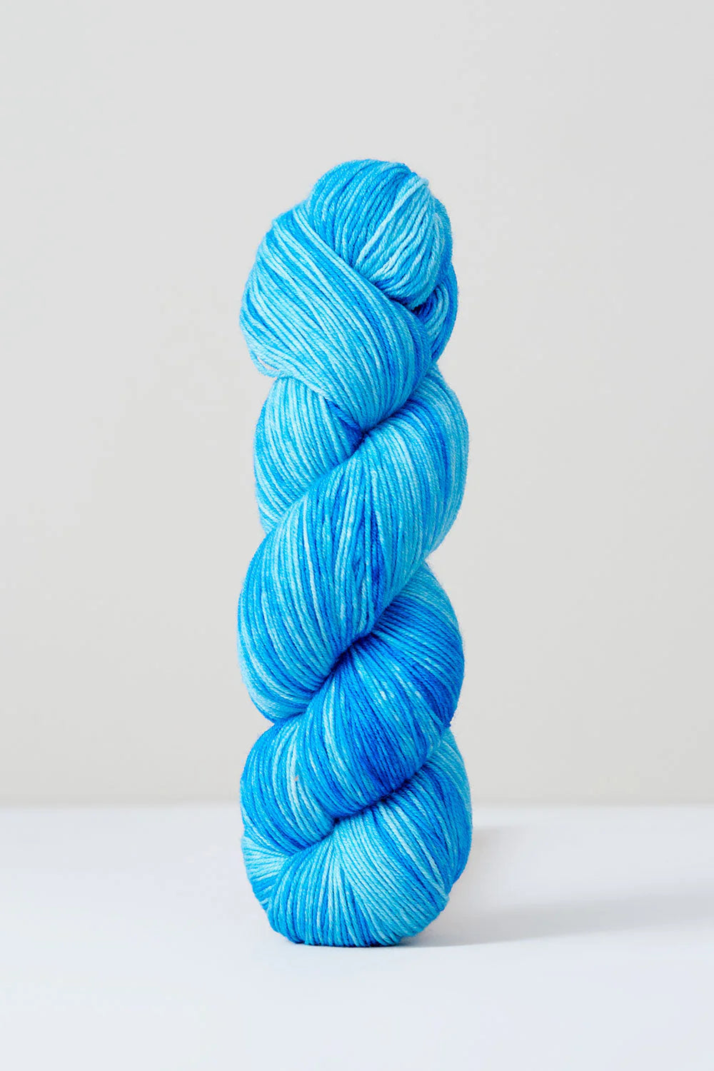 Urth Yarns Monokrom Fingering — Colour 3057