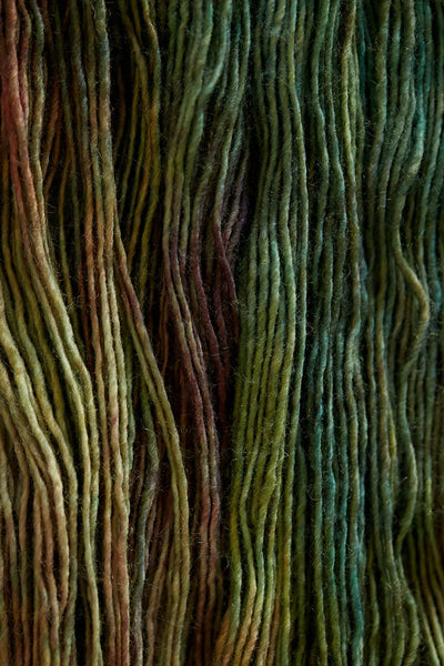 Urth Yarns - GUSTO WOOL  Olio | 2305