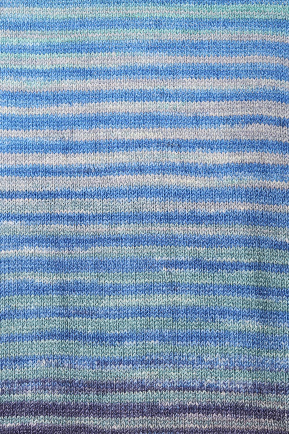 Urth Yarns Uneek DK — Colour 6031