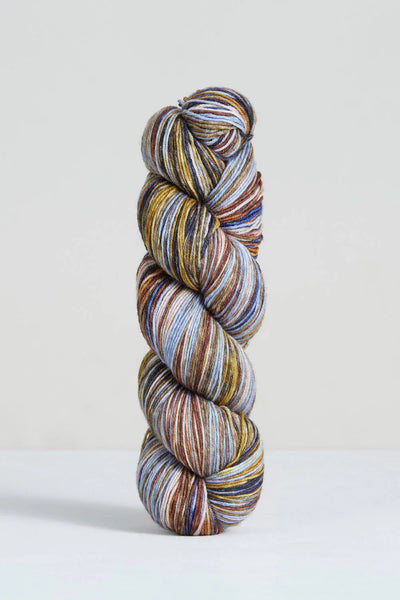 Urth Yarns - Uneek Fingering Colour 3028