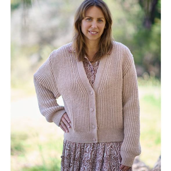 Cleckheaton Driftwood Cardigan Pattern — Midlands Merino 8 ply
