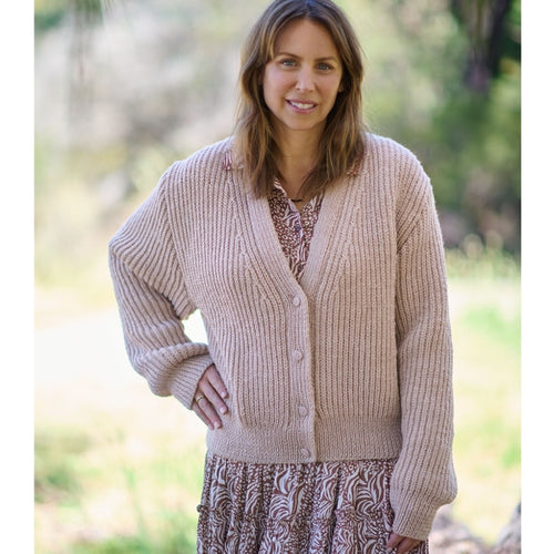 Cleckheaton Driftwood Cardigan Pattern — Midlands Merino 8 ply
